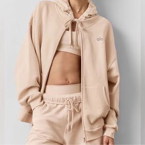ALO Yoga Full Zip Accolade Hoodie Macadamia